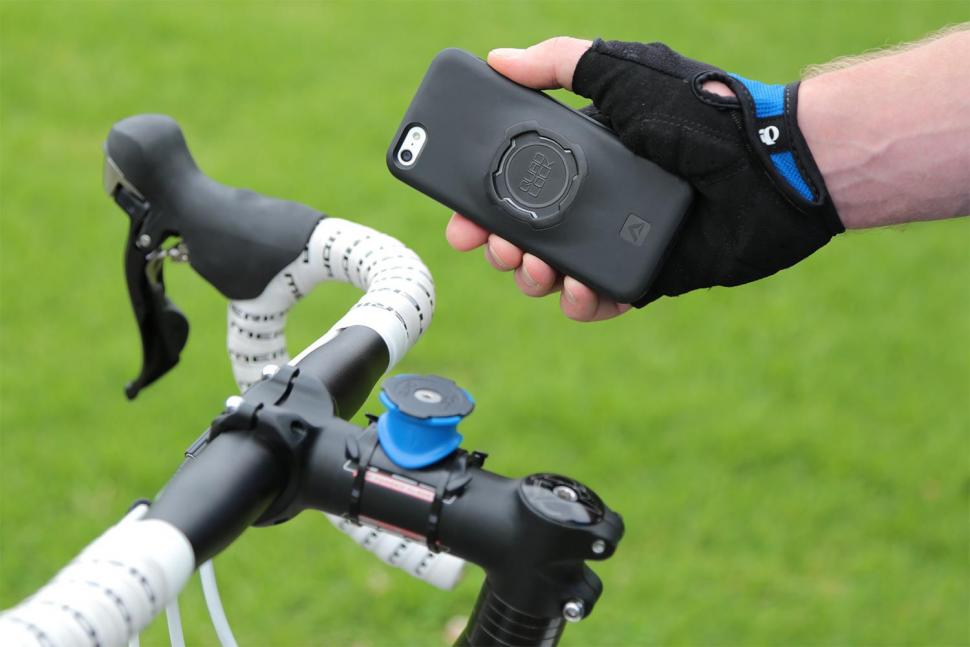 Review Quad Lock iPhone Bike Kit road.cc